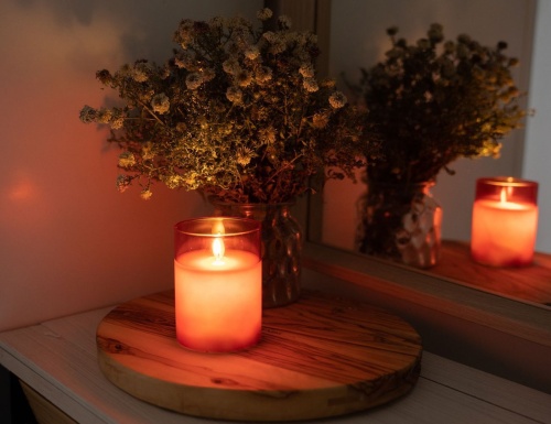 Восковая светодиодная свеча в стакане ROMANCE, красная, тёплый белый LED-огонь, колышущийся язычок, батарейки, Peha Magic фото 2