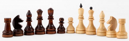 Шахматы обиходные лак с темной доской фото 2
