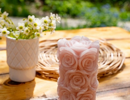 Дизайнерская свеча "Мерцающие розы", нежно розовая, 7x14 см, Kaemingk фото 4