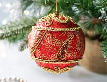 Ёлочный шар ГЕРЦОГИНЯ БУРГУНДСКАЯ, коллекция ВИНТАЖНЫЙ ШИК, полиэстер, 10 см, Winter Deco
