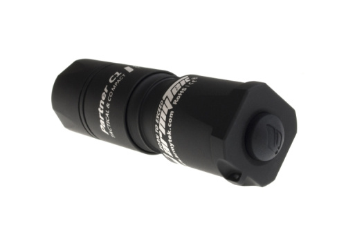 Фонарь светодиодный тактический Armytek Partner C1 v3, 800 лм, 1-CR123A фото 3