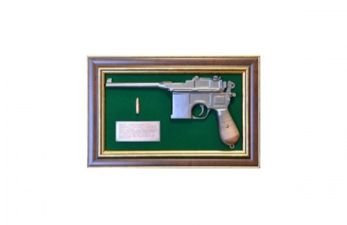 Панно с пистолетами Маузер в подарочной коробке, ПС-34