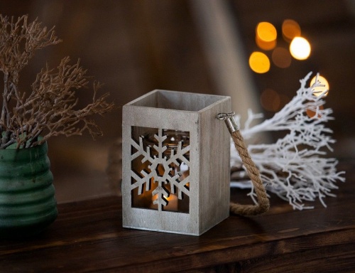 Подсвечник-фонарик "Огонёк в коробочке - снежинки", дерево, стекло, 10x10x15 см, Kaemingk