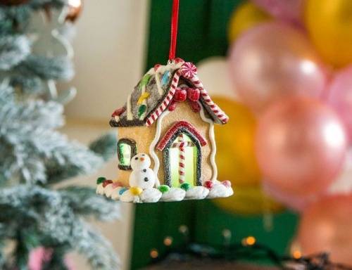 Ёлочная игрушка "Пряничный домик со снеговичком" с подсветкой LED-огнями, полирезин, 6.7х6.5х6.7 см,, Forest Market фото 2