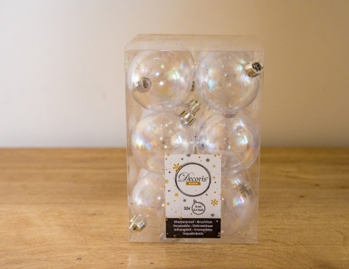 Набор однотонных пластиковых шаров глянцевых, цвет: прозрачный перламутр, 60 мм, упаковка 12 шт., Kaemingk/Winter Deco фото 4