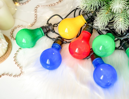 Гирлянда из лампочек Party Lights - ФЕСТА ДЭЙ КОЛОРЕ, цветные матовые лампы, 20 разноцветных LED-огней, 10 м, коннектор, чёрный провод, уличная, Winter Deco фото 2