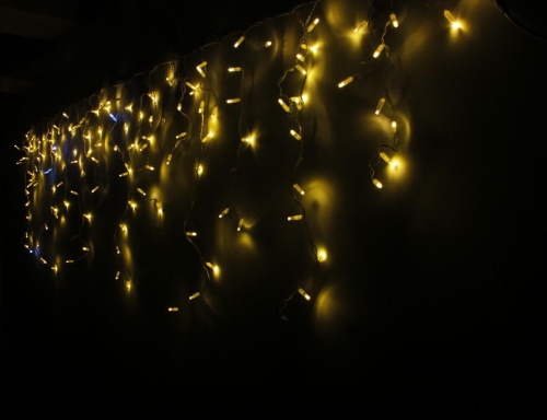 Светодиодная бахрома мерцающая, 144 теплых белых LED, влагозащитный колпачок, 3х0.9 м, коннектор, белый провод, уличные, Rich LED фото 5