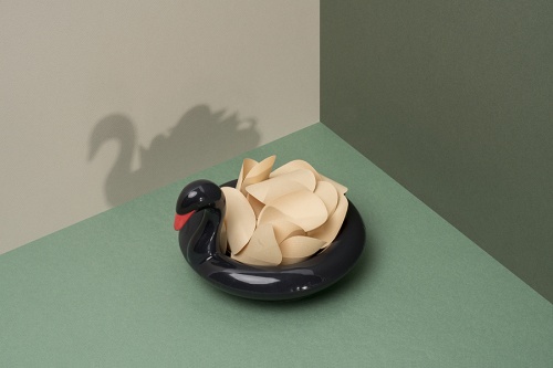 Миска сервировочная керамическая Floatie Black Swan фото 3