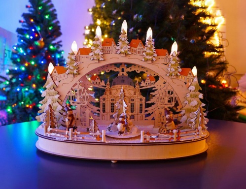 Декорация-карусель рождественская музыкальная "Зима в городе" фото 2