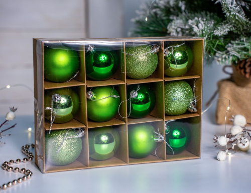 Набор пластиковых шаров New Year MIX зелёный, 60 мм, упаковка 12 шт., Winter Deco фото 3