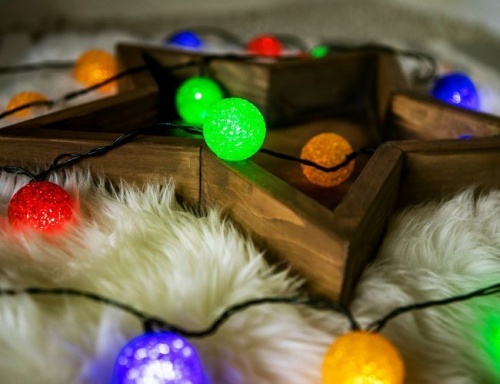 Электрогирлянда разноцветная "Шар с кристаллами", 20 холодно белых LED ламп, 2,6 м, зеленый провод, коннектор, SNOWMEN фото 2
