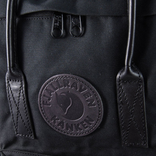 Рюкзак Fjallraven Kanken No. 2 Black Edition, черный, 27х13х38 см, 16 л фото 3