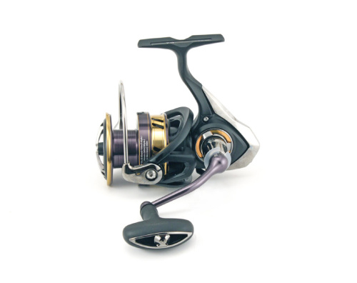 Катушка безынерционная Daiwa 17 Legalis LT 5000D-C 10416-505RU