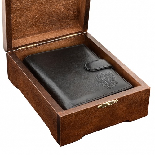 Бумажник водителя, черный, "Герб РФ", в деревянной шкатулке с гравировкой фото 6