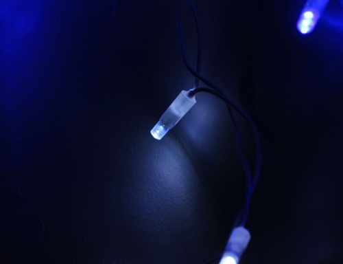 Светодиодная бахрома мерцающая, 112 синих/белых LED, влагозащитный колпачок, 3х0.5 м, коннектор, белый провод, уличные, Rich LED фото 2