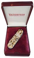 Нож-брелок Victorinox Classic LE, 58 мм, 4 функции, рукоять из натурального камня, 'Baltic Brown' (п, 0.6200.58