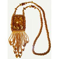 Плетеный, прямоугольный кулон из натурального янтаря и бисера, 30018