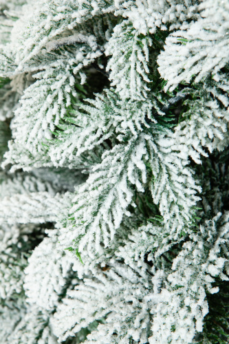 Искусственная ель Власта заснеженная с вплетенной гирляндой, Crystal Trees фото 9