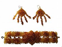 Плетеный комплект из бисера и янтаря: браслет, серьги, 20543e; 20544b
