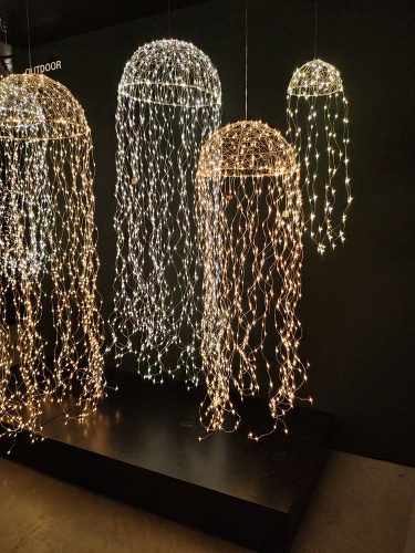 Подвесное украшение "Звёздная медуза", 750 тёплых белых LED-огней, 45х150 см, серебряная проволока, уличная, Edelman фото 2
