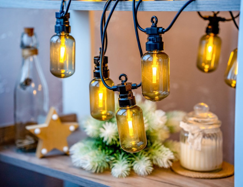 Светодиодная гирлянда из лампочек Party Lights - БАРАТОЛЛИ дымчатая, 20 тёплых белых LED-огней, 10 м, коннектор, чёрный провод, уличная, Winter Deco