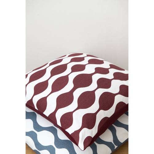 Чехол на подушку traffic, бордового цвета из коллекции cuts&pieces, 45х45 см фото 2