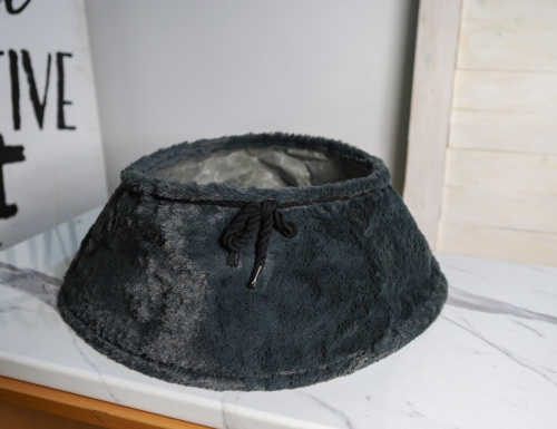 Юбка для декорирования основания елки CHARME COSY, текстиль, черная, 60х40 см, Koopman International в интернет-магазине VsemPodarok.com фото 2