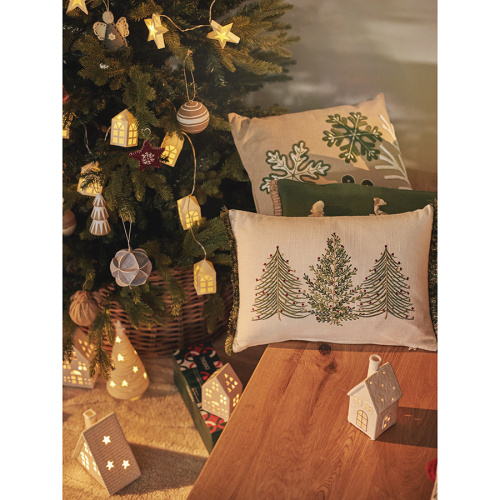 Подушка декоративная с вышивкой snow flakes из коллекции new year essential, 45х45 см фото 9