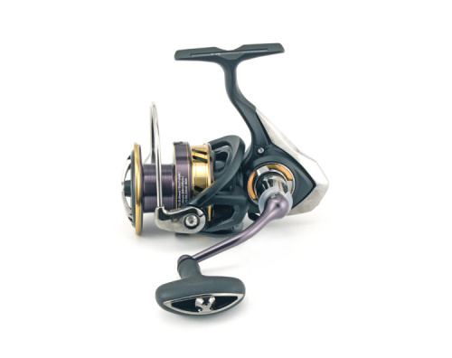 Катушка безынерционная Daiwa 17 Legalis LT 3000D-C 10416-305RU