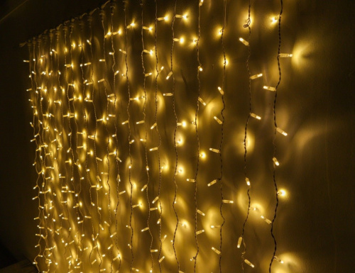Гирлянда Дождь Rich Led Cap 2*3 м, 600 теплых белых LED ламп, белый ПВХ, соединяемая, IP65, Rich LED фото 2