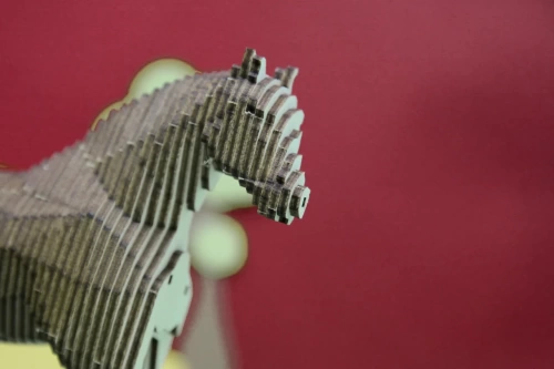 Деревянный конструктор UNIWOOD Лошадь с жеребенком с набором карандашей фото 3