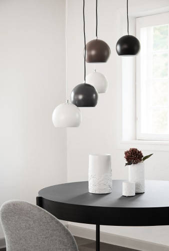 Лампа подвесная ball, 20хD25 см, черная матовая фото 5