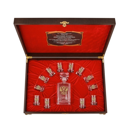 Набор штоф Таймлесс и 12 стопок (золотая кайма) Герб(латунь) в подарочном чемодане фото 3