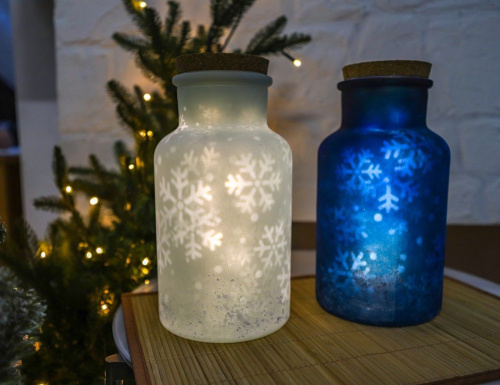 Декоративный светильник МОРОЗНАЯ СКАЗКА, стекло, белый, 15 теплых белых LED-огней с эффектом вращения, 26 см, на батарейках, Kaemingk фото 2