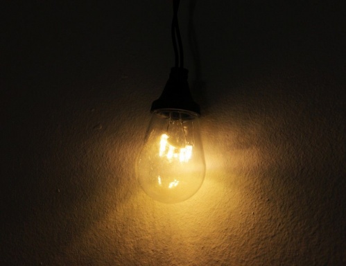 Ламполайт линейно-свесовый, 10х0.2 м, 20 ламп, теплый белый, коннектор, черный провод, уличная, Rich LED фото 3