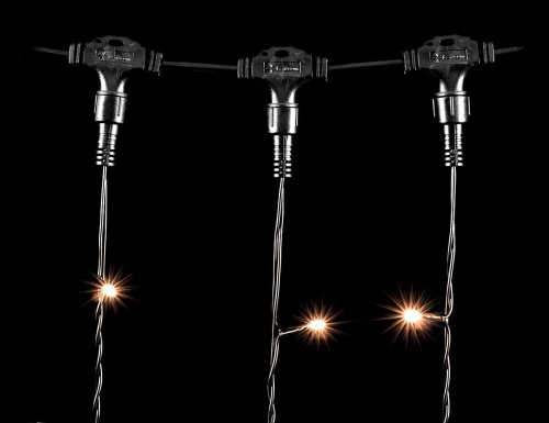 Светодиодный занавес Quality Light 1*9 м, 900 экстра теплых белых LED ламп, черный ПВХ, соединяемый, IP44, Laitcom фото 2