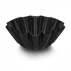 Форма для пудинга BAKEWARE диаметром 22 см от BEKA, изготовленная из углеродистой стали, цвет - чёрный