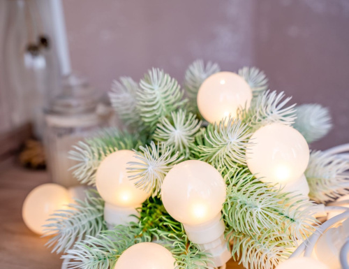 Светодиодная гирлянда Party Lights - ЛАМПОВОЕ НАСТРОЕНИЕ, 20 тёплых белых LED-огней, 10 м, контроллер, коннектор, белый провод, уличная, Winter Deco фото 4