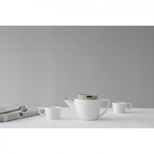 Заварочный чайник с ситечком Infusion 0,5 литра, из фарфора, белого цвета фото 4