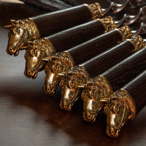 Набор шампуров "Лошадь" в колчане с мангалом фото 2