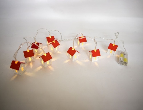 Светодиодная гирлянда ВЕСЁЛАЯ ДЕРЕВЕНЬКА с ёлочками, 10 тёплых белых LED-огней, прозрачный провод, батарейки, Koopman International