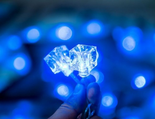Электрогирлянда "Кубики", 60 синих LED-ламп с насадками, 6+1 м, синий провод, контроллер, SNOWMEN фото 4