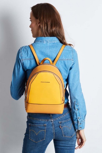 Рюкзак женский Piquadro Muse, желтый, 25x30x12 см фото 3