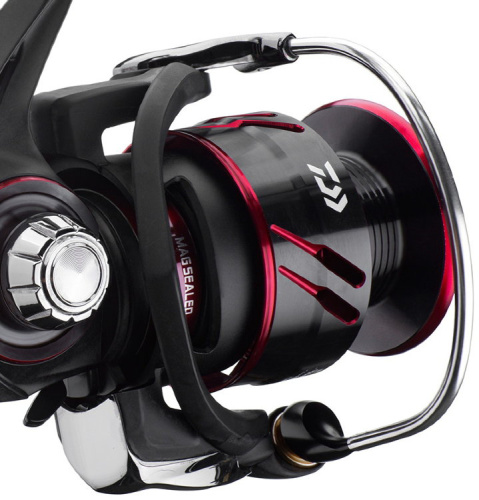 Катушка безынерционная Daiwa 17 Ballistic LT 3000D-CXH 10418-306RU фото 2