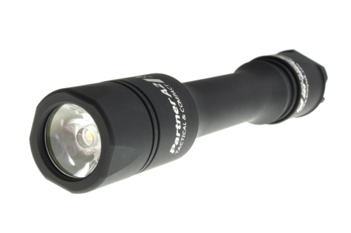 Фонарь светодиодный тактический Armytek Partner A2 v3, 790 лм, теплый свет, 2-AA фото 4