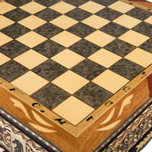 Шахматы резные ручной работы в ларце большие фото 2