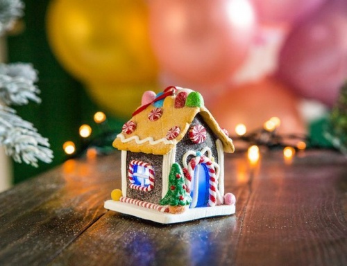 Ёлочная игрушка "Пряничный домик с ёлочкой" с подсветкой LED-огнями, полирезин, 6.7х6.5х6.7 см, Forest Market фото 2