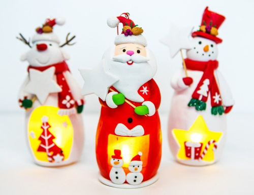 Ёлочная игрушка ОБАЯТЕЛЬНЫЙ САНТА с подсветкой LED-огнями, полирезин, 13 см, подвеска, Forest Market фото 3