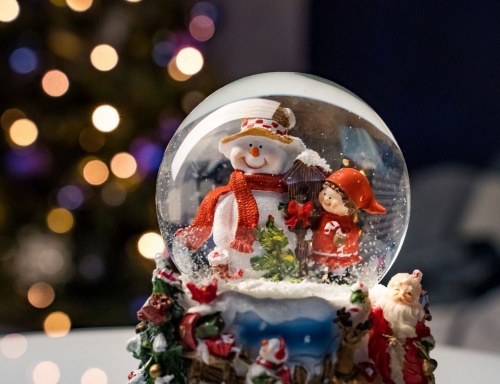 Музыкальный снежный шар Рождественские Традиции 13*15 см (Sigro) фото 6