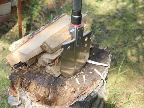 Лопата многофункциональная Woodland Survival Kit 24 в 1 фото 2